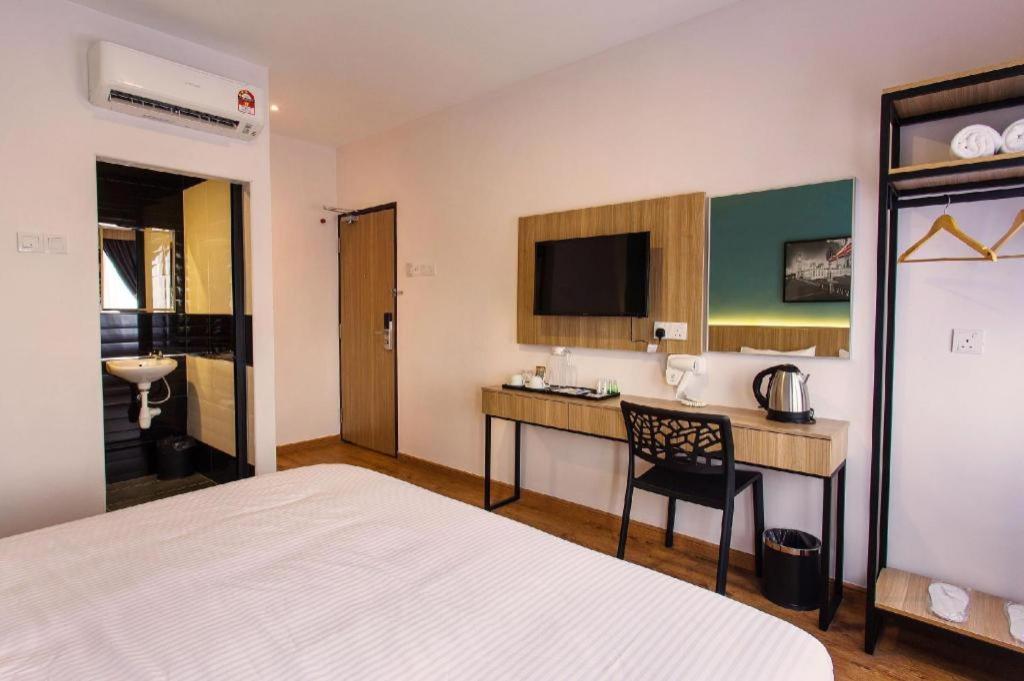 Hotel Insuna Johor Bahru Exterior photo