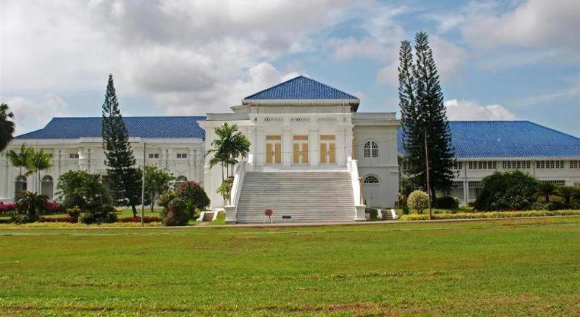Hotel Insuna Johor Bahru Exterior photo